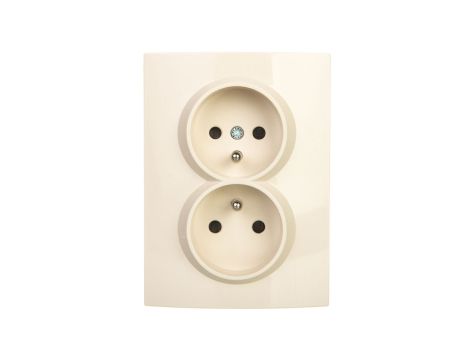 LOGI Gniazdo podwójne 2x2P+Z kompletne z przesłoną styków śrubowe 16A 250V Kremowy 25152