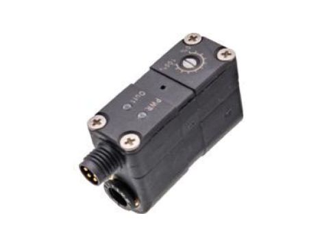DW06430J Czujnik ciśnienia, Ø16mm, średnica rury 6mm, złącze wtykowe M8 4-pin